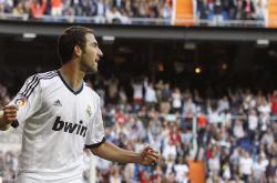 开云体育app-银绿风云变，阿斯顿马丁绝地逆转，诺里斯烈火燃赛道