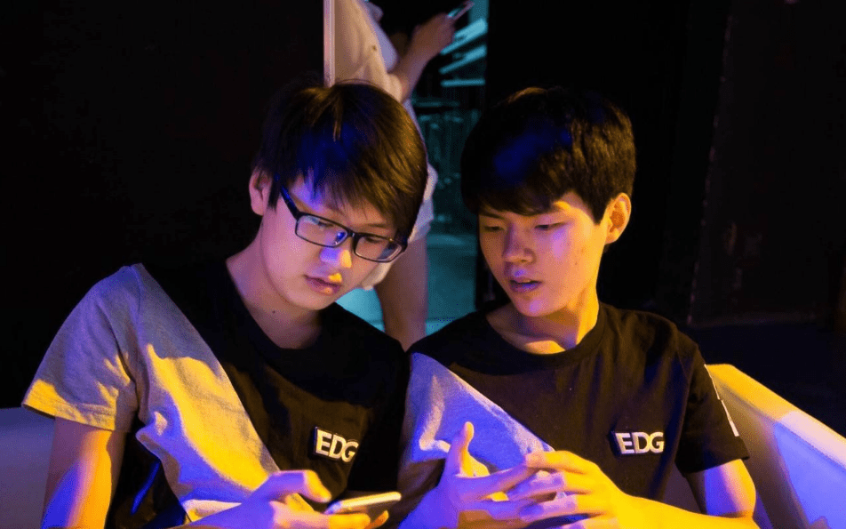 NS爆冷HLE，369完成帽子戏法