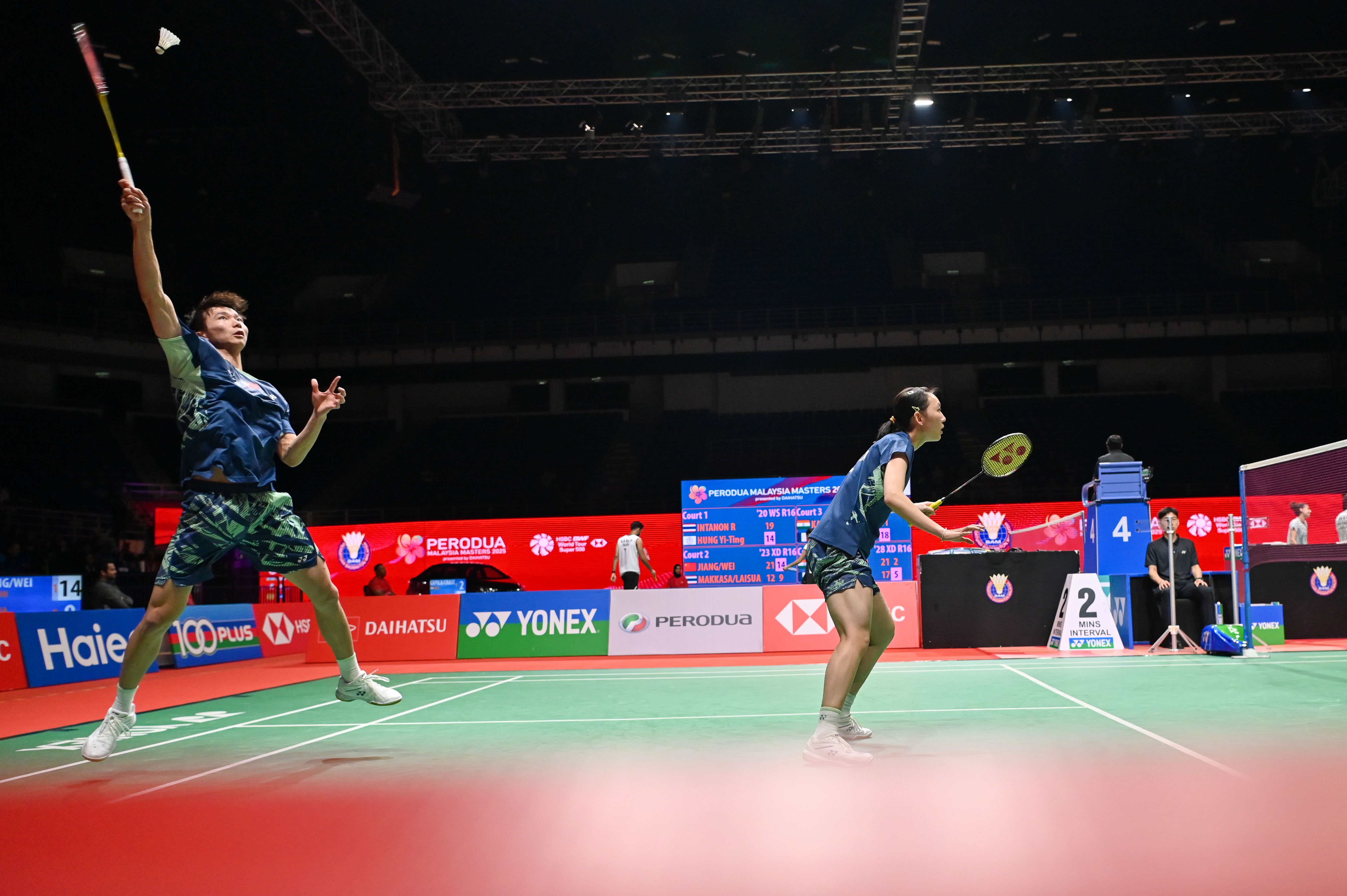 马来西亚羽毛球队轻取泰国羽毛球队，陶菲克统治全场