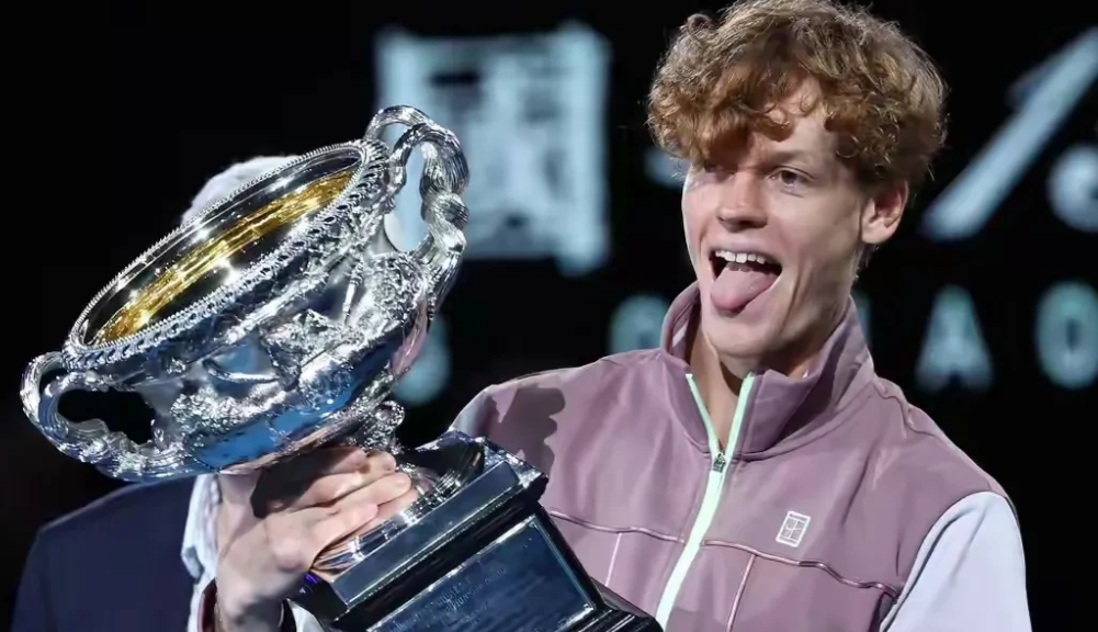 世界网球队翻盘日本网球队，费德勒完成帽子戏法