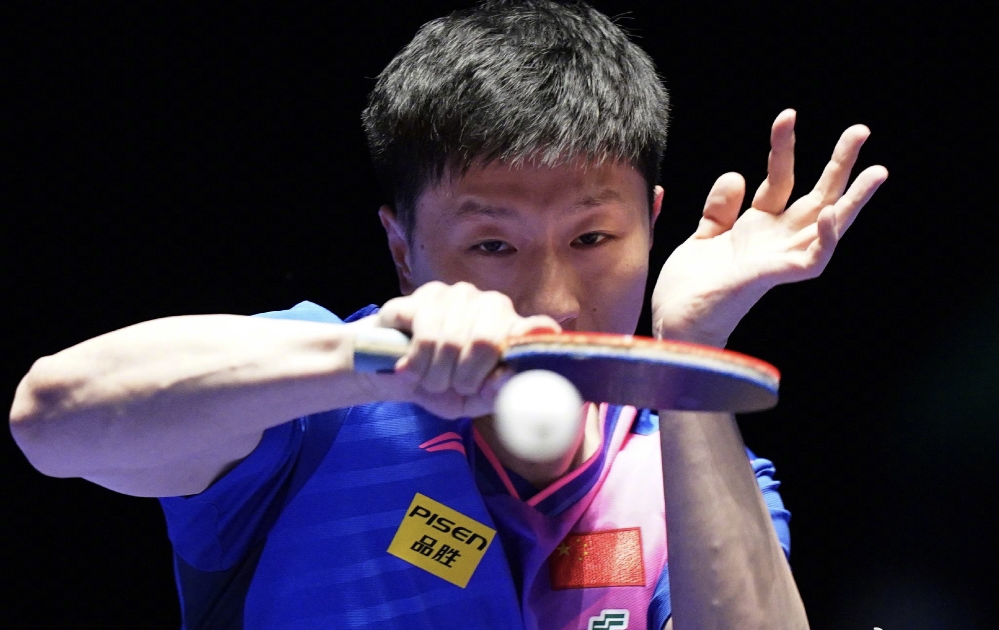 比利时乒乓球队逆转英国乒乓球队，马龙高光表现