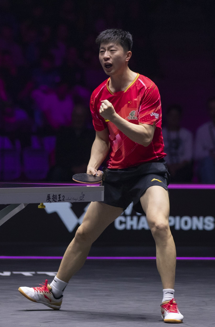 比利时乒乓球队逆转英国乒乓球队，马龙高光表现