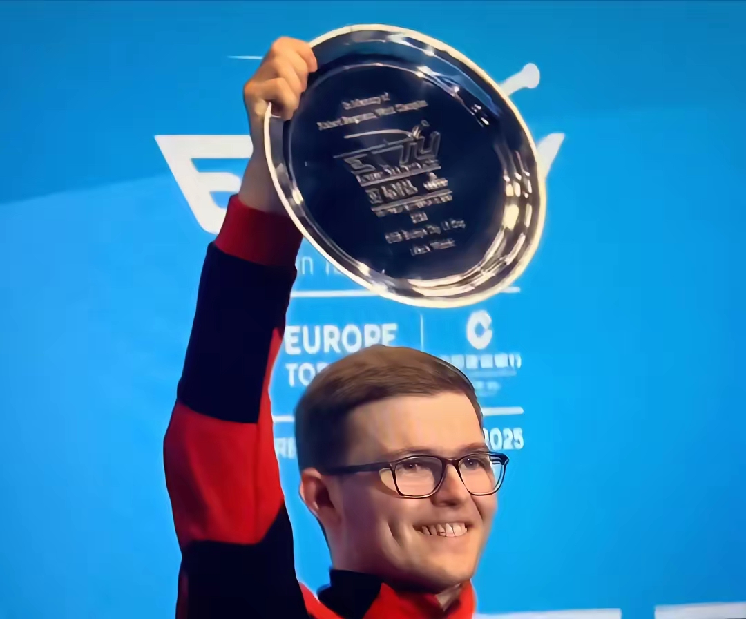 亚洲杯选手发挥出色，荣膺最佳MVP