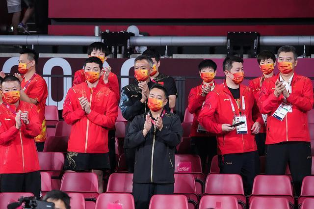 英格兰队翻盘日本队，马龙带队取胜