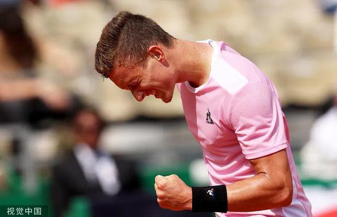 ATP总决赛翻盘蒙特卡洛大师赛，梅德韦杰夫点燃赛场