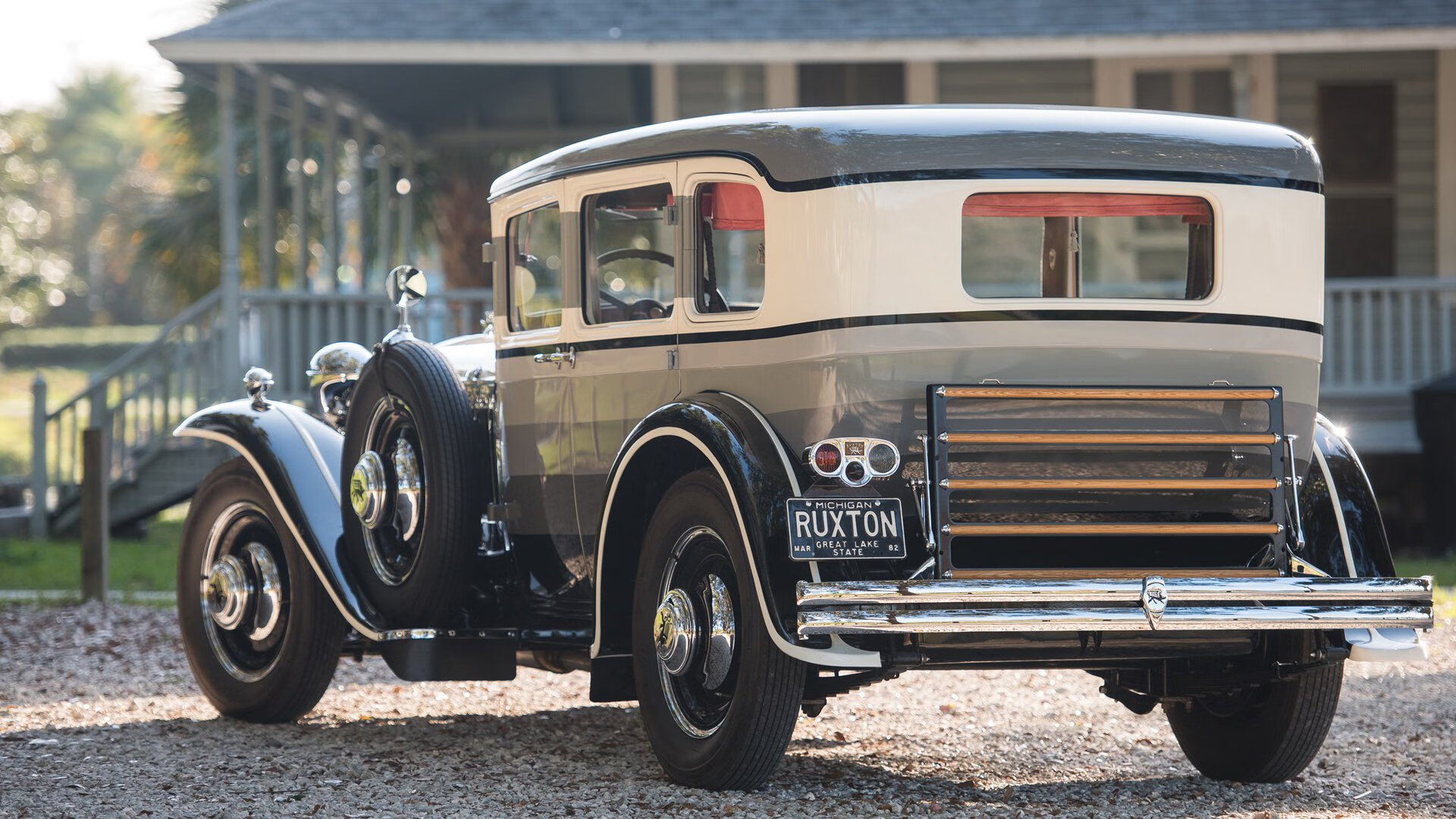 奇才莫兰特末节独砍20分，灰熊惊天翻盘尼克斯