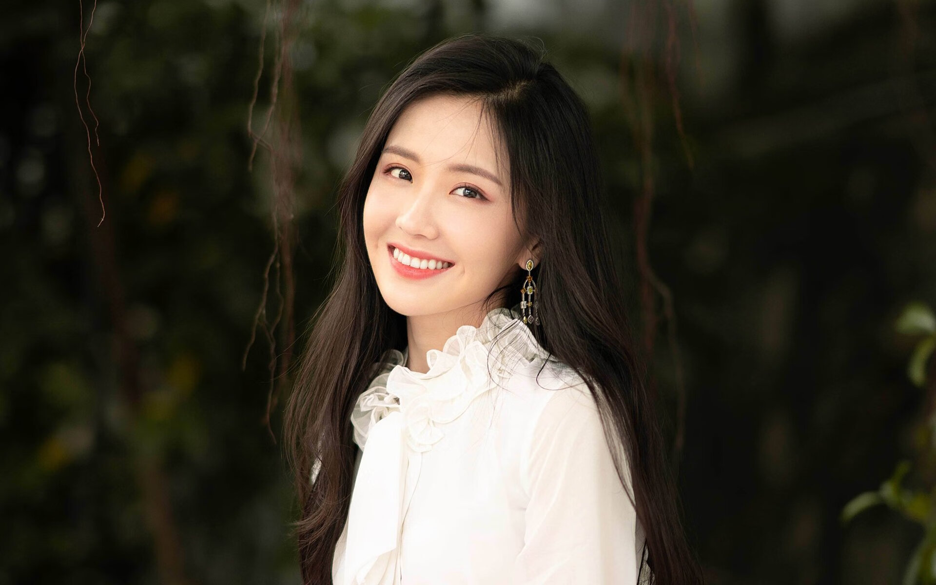 东方蓝翼的逆袭，基耶萨一箭定江山，日本足球的战术革命