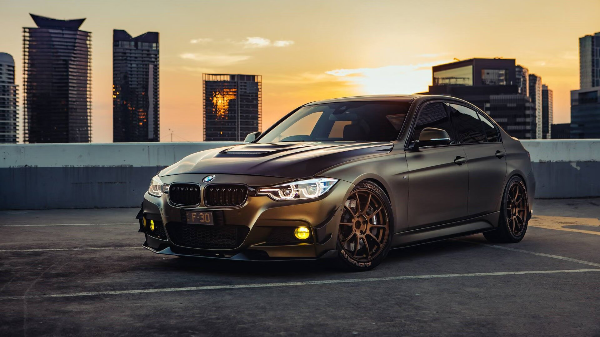 无字压迫感,霍勒迪如何用寂静定义了掘金与湖人系列赛的维度